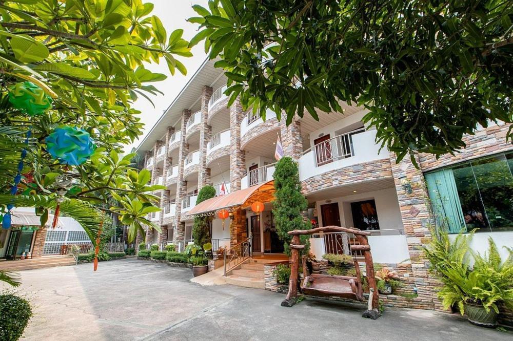 Selina Place Hotel Pattaya Exterior photo