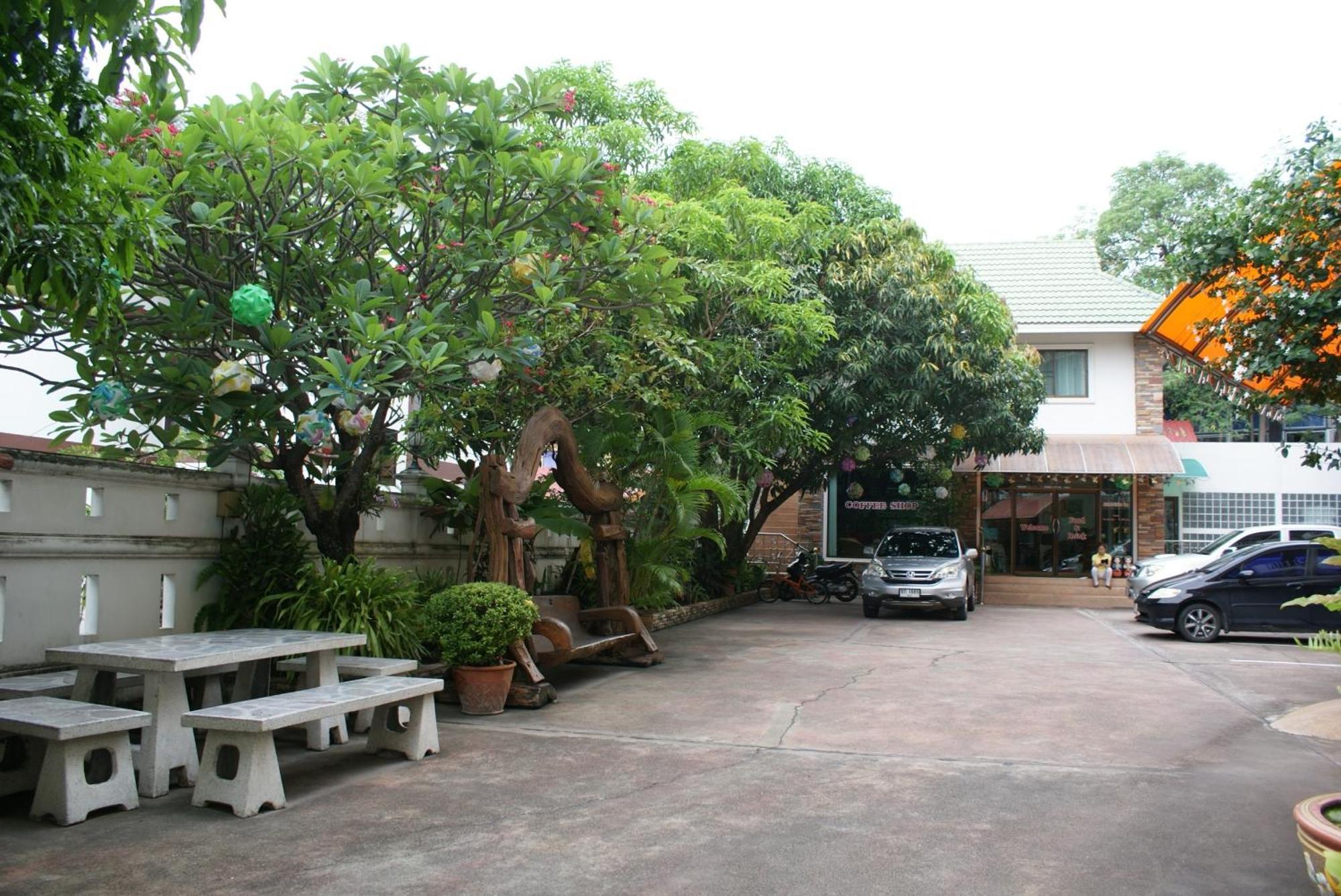 Selina Place Hotel Pattaya Exterior photo