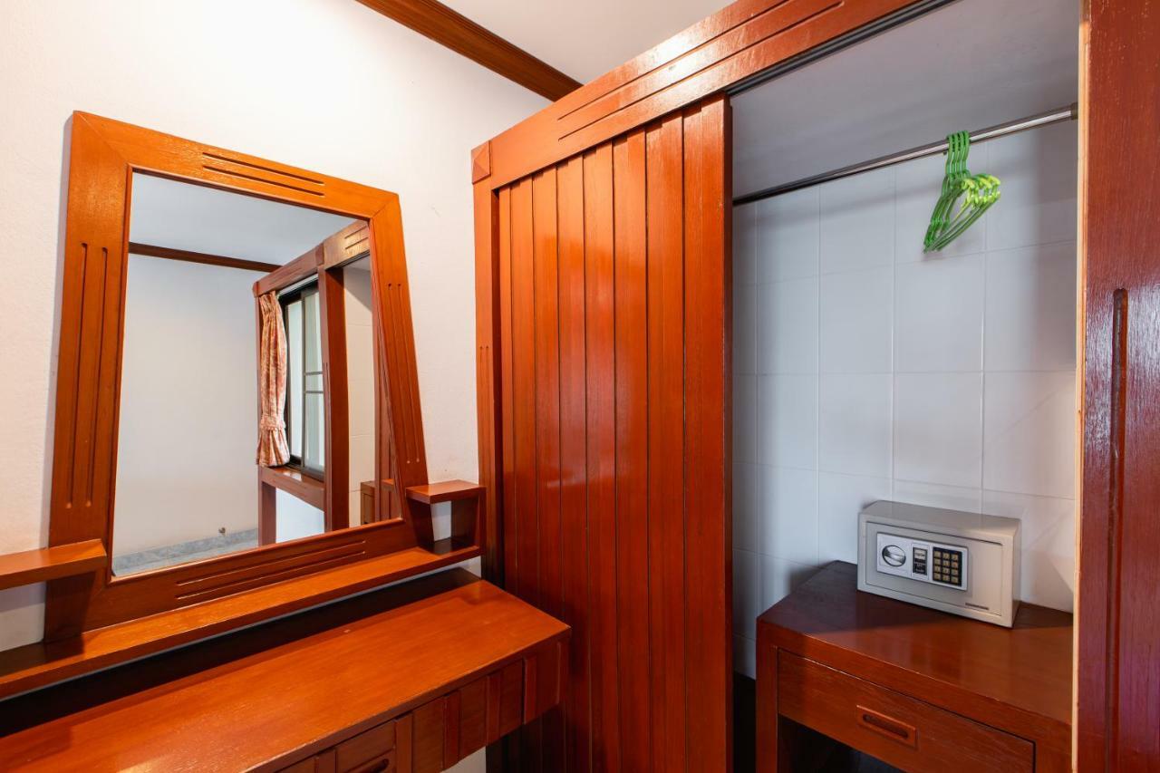 Selina Place Hotel Pattaya Exterior photo